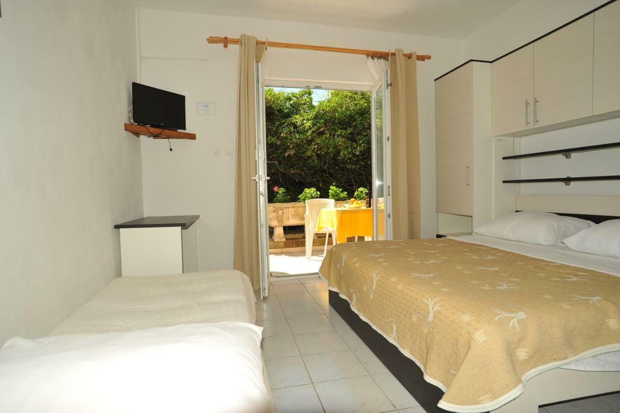 Apartmani Jadranka Вигань Экстерьер фото