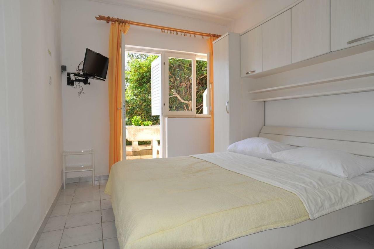 Apartmani Jadranka Вигань Экстерьер фото